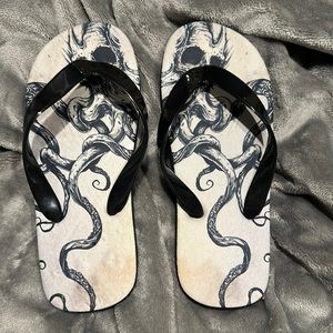 Skulltapus Flip Flops Size S / 6-7